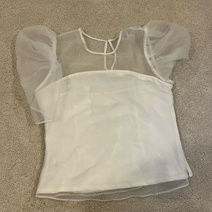 Puffy sleeve white shirt